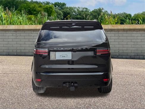 New 2025 Land Rover Discovery Dynamic SE image 5