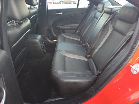 Used 2022 Dodge Charger SXT w/ Plus Group RWD image 4