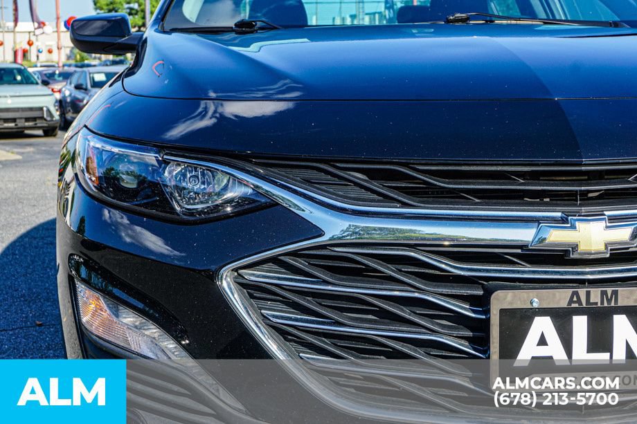 Used 2025 Chevrolet Malibu LT FWD image 11