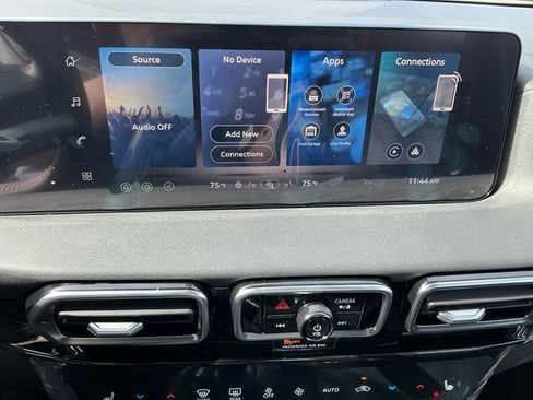 New 2026 Nissan Sentra SR image 23