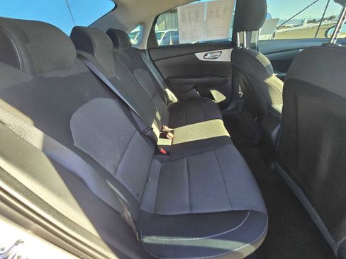 Used 2023 Kia Forte LXS w/ LXS Technology Package image 14