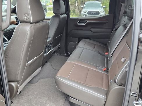 Used 2024 GMC Sierra 1500 Denali image 11