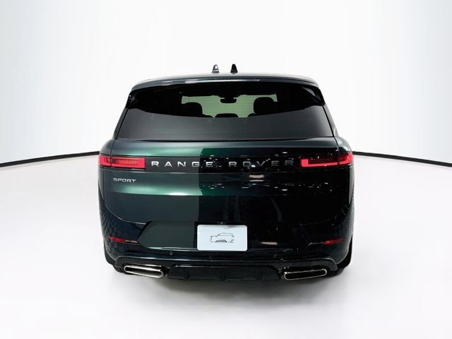 New 2026 Land Rover Range Rover Sport Dynamic SE AWD/4WD image 6
