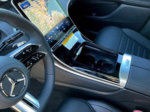 New 2026 Mercedes-Benz GLC 300 4MATIC image 8