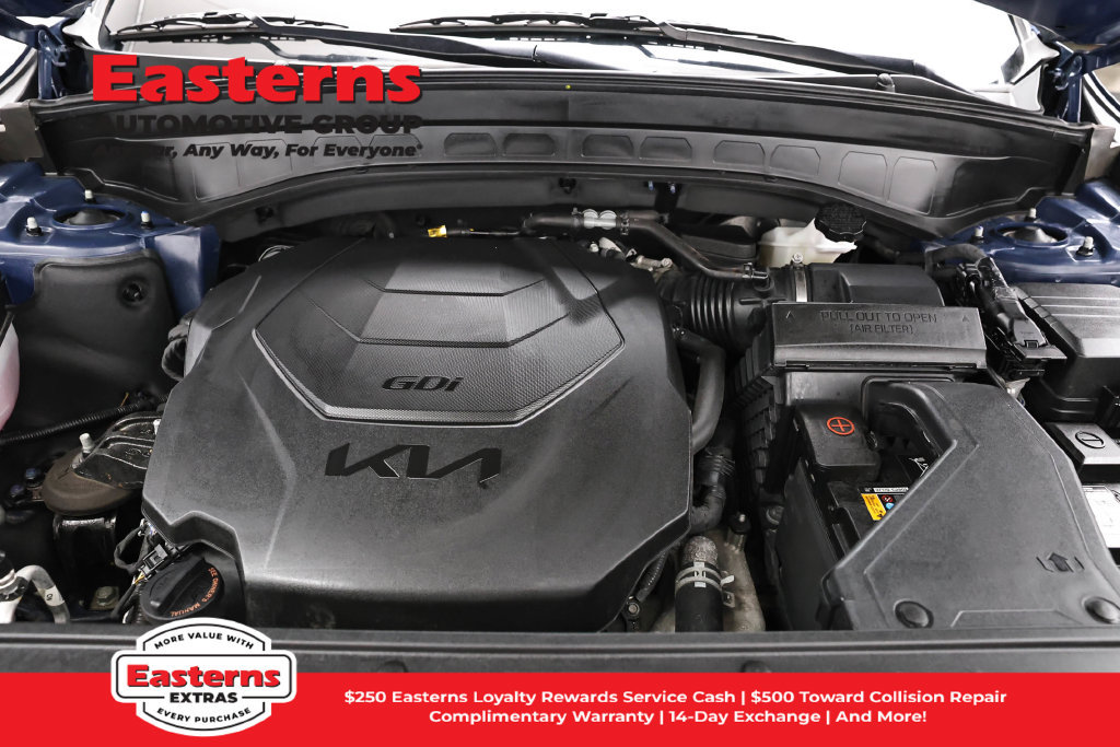 Used 2025 Kia Telluride S FWD image 8