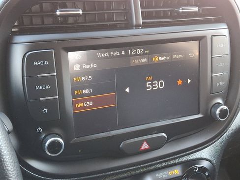 Used 2023 Kia Soul LX w/ LX Technology Package image 18