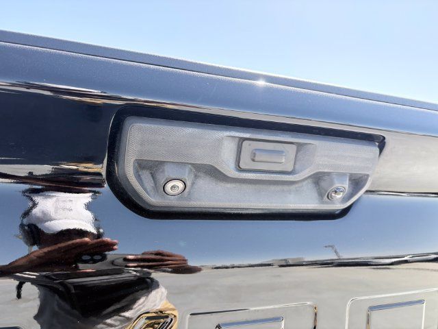 Used 2020 Chevrolet Silverado 2500 LTZ w/ LTZ Premium Package AWD/4WD image 28