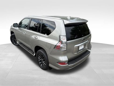 Used 2021 Lexus GX 460 Premium w/ Premium Package AWD/4WD image 4