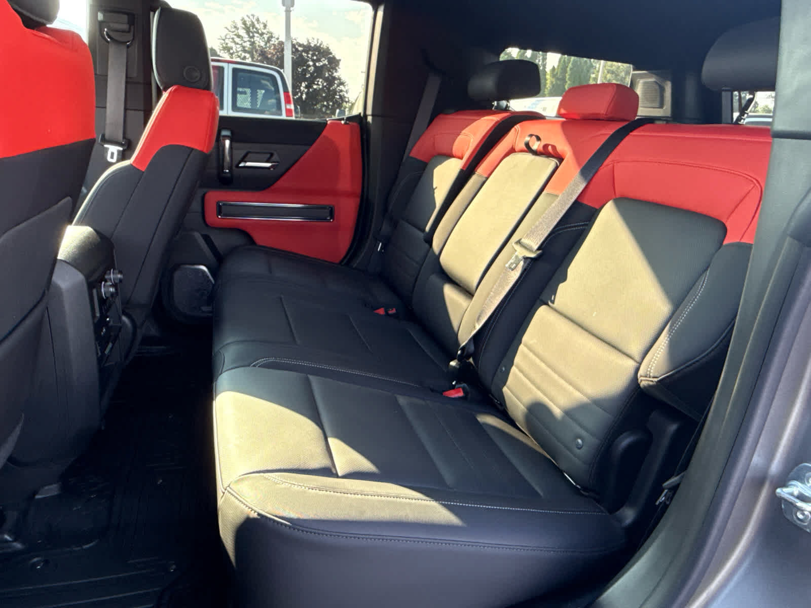 Certified 2026 GMC Hummer EV 3X w/ Carbon Fiber Edition Package AWD/4WD image 25