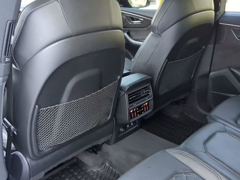 Used 2021 Audi SQ8 Prestige image 18