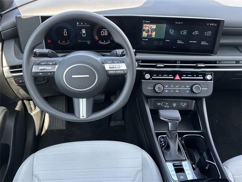 New 2025 Hyundai Santa Cruz SE image 15