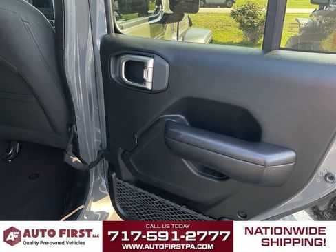 Used 2019 Jeep Wrangler Unlimited Sport S AWD/4WD image 12