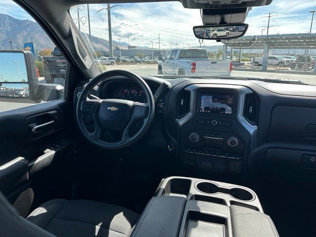 Used 2024 Chevrolet Silverado 2500 Custom w/ Custom Value Package AWD/4WD image 29