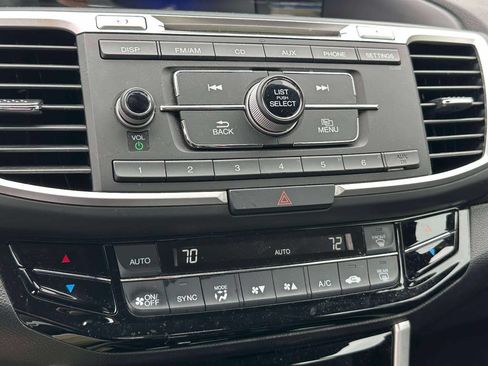 Used 2017 Honda Accord LX image 24
