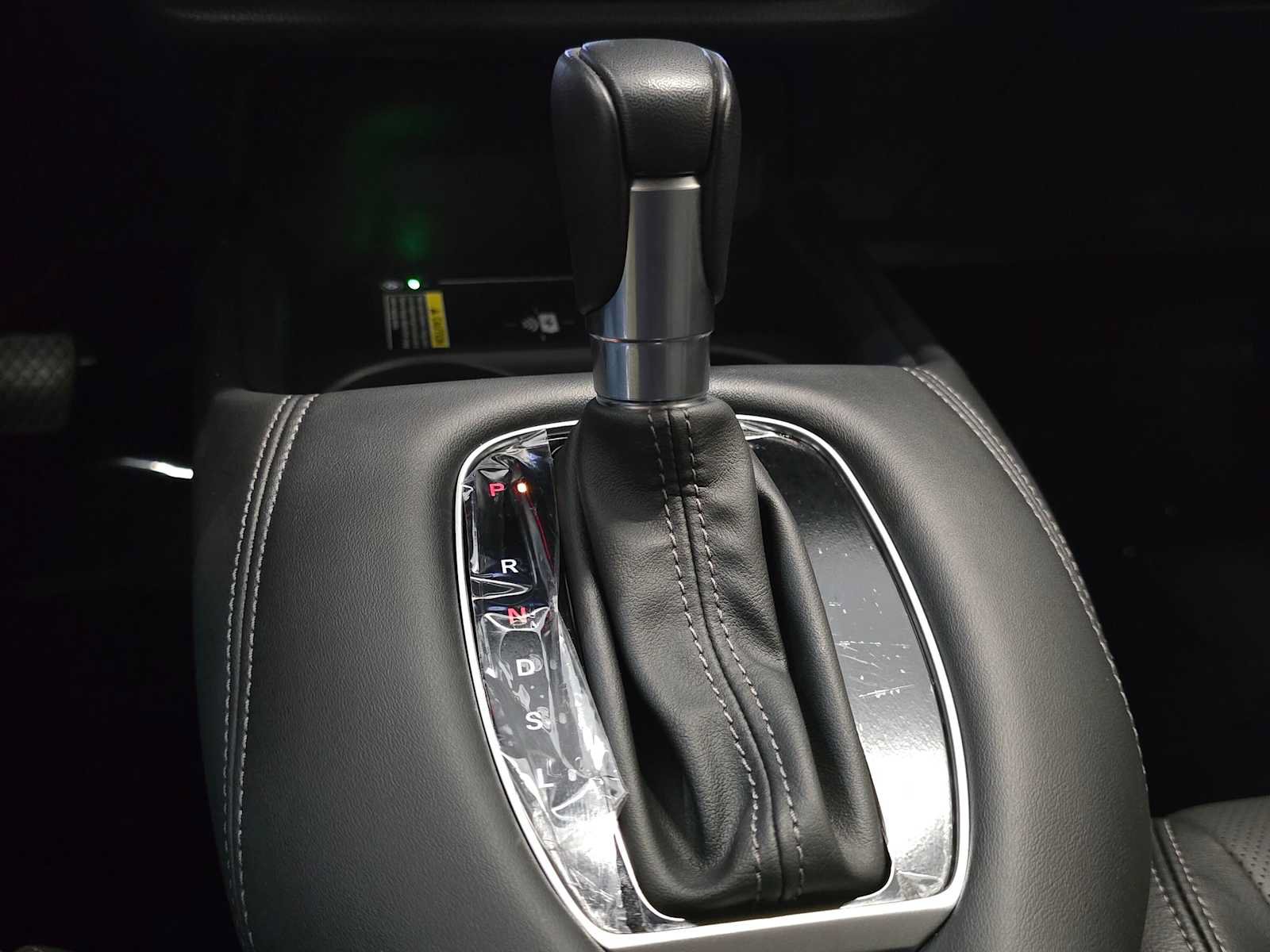 Used 2025 Honda HR-V EX-L image 17