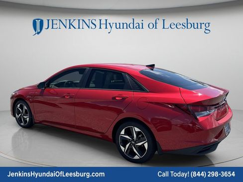 Certified 2023 Hyundai Elantra SEL w/ Convenience Package FWD image 7