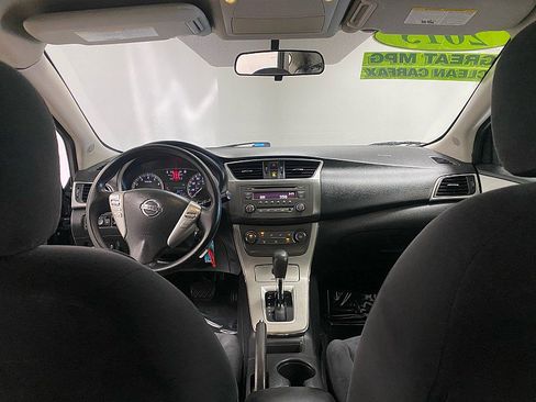 Used 2013 Nissan Sentra SV image 28