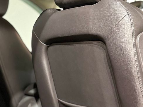 Used 2013 Lincoln MKX AWD image 64