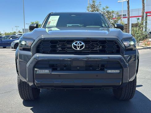Used 2025 Toyota 4Runner TRD Off-Road Premium w/ Tow Technology Package AWD/4WD image 2