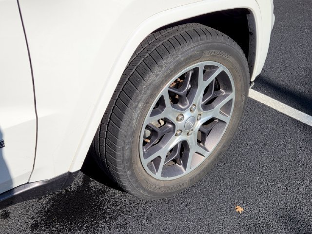 Used 2018 Jeep Grand Cherokee Limited AWD/4WD image 36
