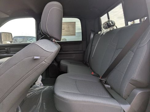 New 2026 RAM 2500 Tradesman AWD/4WD image 15
