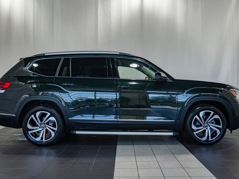 Used 2021 Volkswagen Atlas SEL Premium image 3