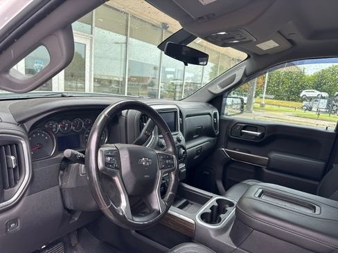 Used 2019 Chevrolet Silverado 1500 RST AWD/4WD image 11