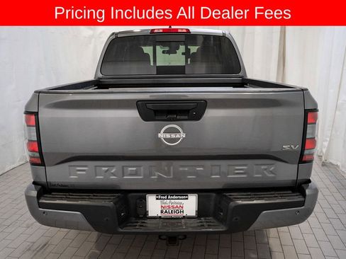 Certified 2024 Nissan Frontier SV w/ SV Convenience Package RWD image 4