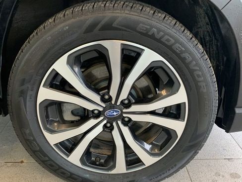 Used 2020 Subaru Forester Limited w/ Popular Package #3 image 16