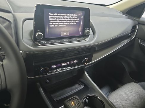 New 2026 Nissan Rogue SV w/ Cold Weather Package FWD image 20