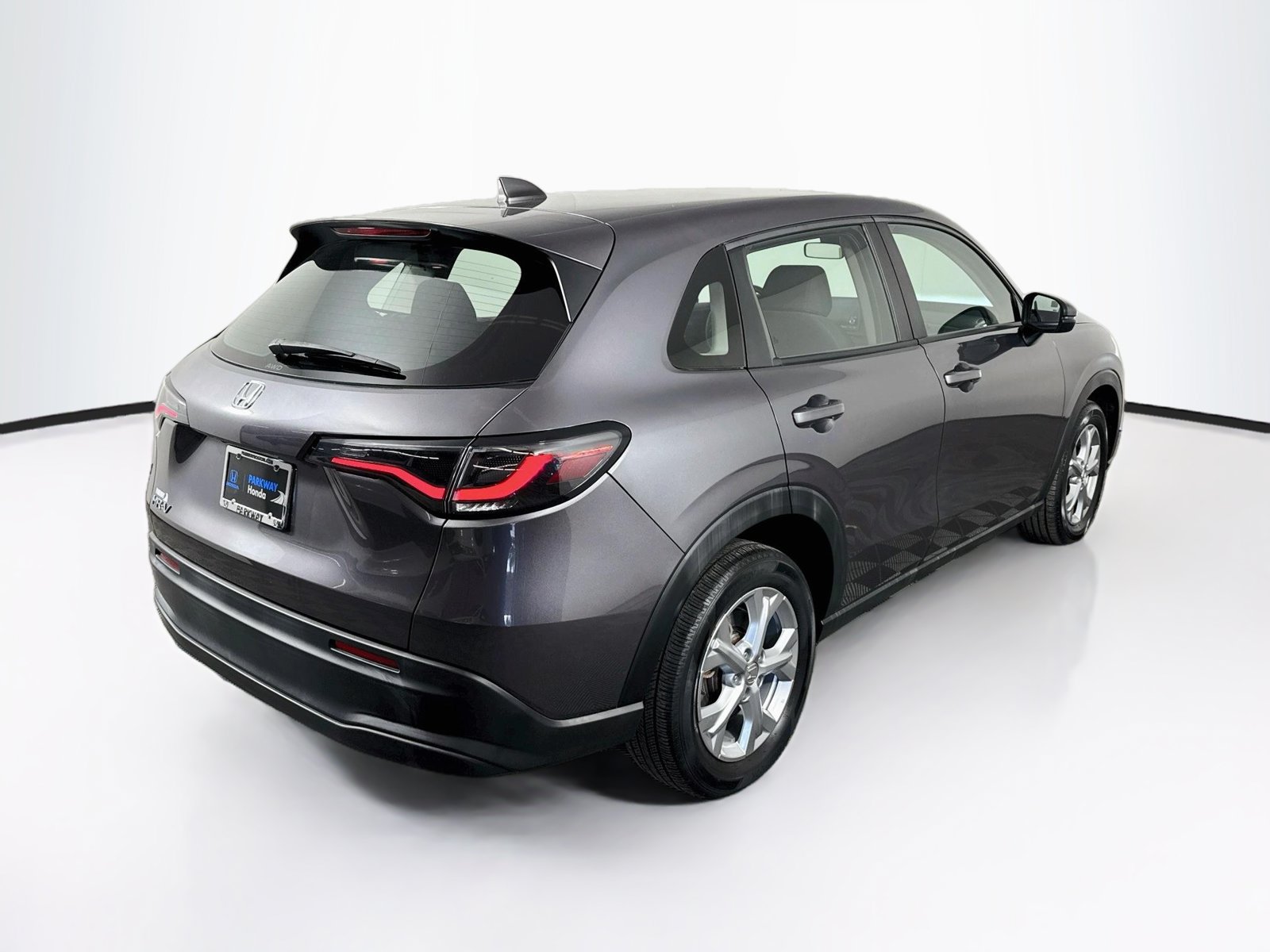 Used 2023 Honda HR-V LX image 7