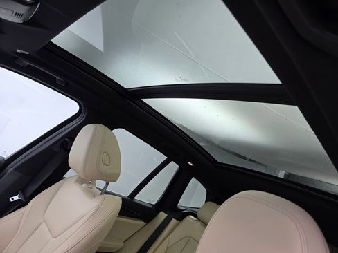 Used 2023 BMW X3 xDrive30i w/ Convenience Package image 12