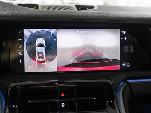 Certified 2025 Porsche Panamera image 23