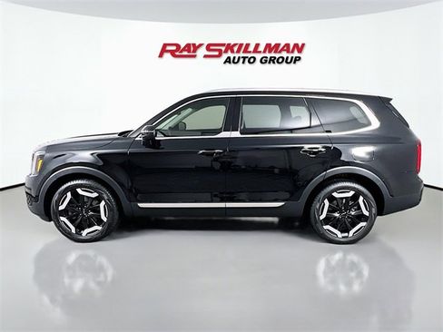 Used 2024 Kia Telluride S w/ S Sunroof Package image 4