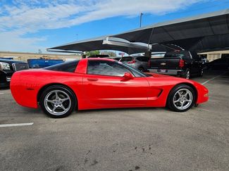 Used 2004 Chevrolet Corvette Coupe w/ Roof Package video 4