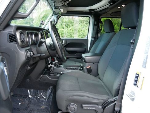 Used 2021 Jeep Wrangler Unlimited Sport AWD/4WD image 14