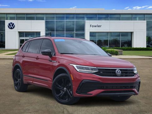 Used 2024 Volkswagen Tiguan SE R-Line w/ MDO Package, Three-Row image 1