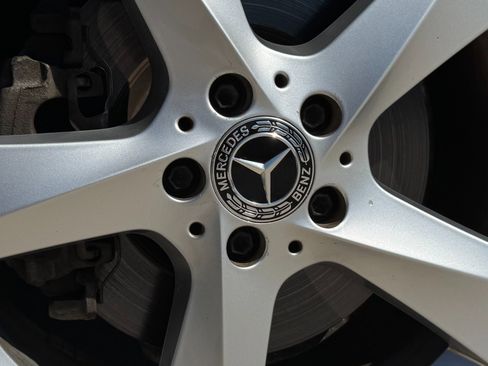 Used 2018 Mercedes-Benz GLE 350 4MATIC image 71