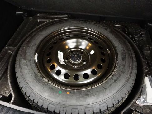 Used 2023 Jeep Compass Trailhawk image 20