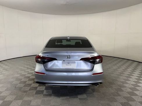 Used 2025 Honda Civic Sport image 9