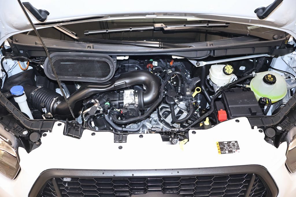 New 2026 Ford Transit 250 148 Medium Roof RWD image 33