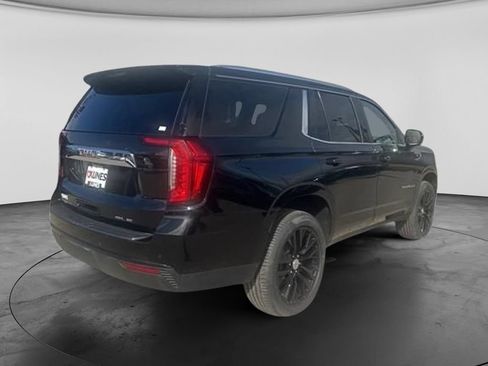 Used 2024 GMC Yukon SLE AWD/4WD image 9