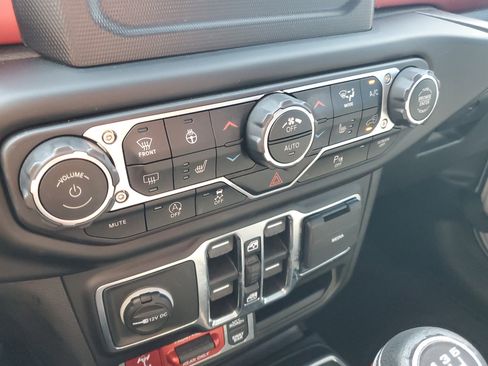 Used 2021 Jeep Wrangler Unlimited Rubicon w/ Safety Group image 20