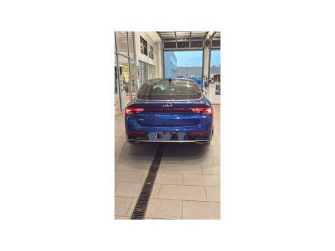Used 2023 Kia K5 EX FWD image 5