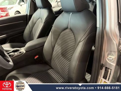Used 2024 Toyota Camry SE w/ Cold Weather Package AWD/4WD image 11