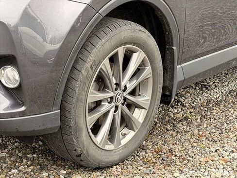 Used 2018 Toyota RAV4 Limited w/ All Weather Liner Package image 5