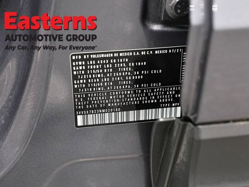 Used 2022 Volkswagen Taos SE FWD image 33