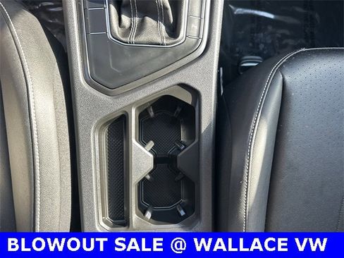 Certified 2023 Volkswagen Tiguan SE R-Line image 22