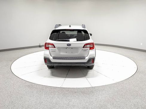 Used 2018 Subaru Outback 3.6R Limited AWD/4WD image 36