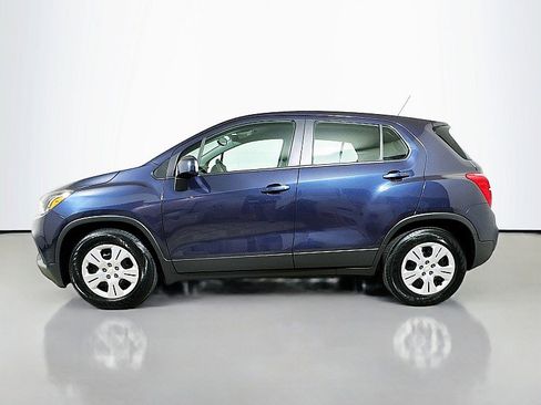 Used 2019 Chevrolet Trax LS image 4